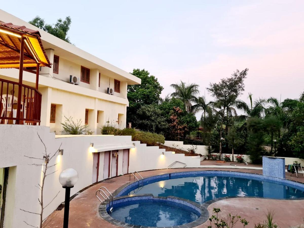 Arcus Villa - Swimming Pool/Ac/Luxurious Mahabaleshwar Luaran gambar